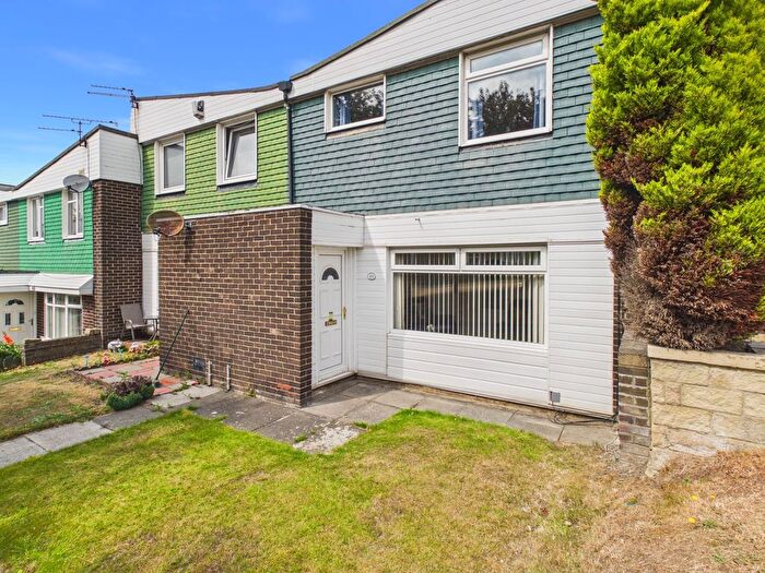 3 Bedroom Terraced House For Sale In Saltford, Low Fell, NE9
