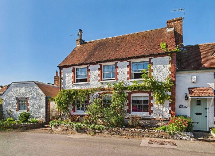 3 Bedroom Semi-detached House For Sale In Rose Cottages, Horsham Road, Findon Village, BN14