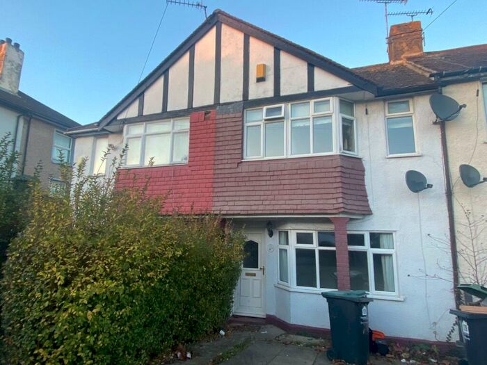 3 Bedroom Terraced House To Rent In St. Marks Avenue, Northfleet, Gravesend, Kent, DA11