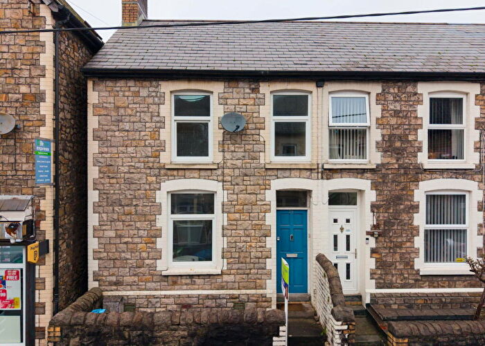 3 Bedroom Terraced House For Sale In Hanbury Road, Pontypool, NP4