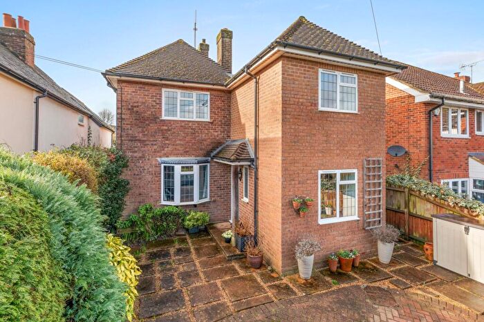 4 Bedroom Detached House For Sale In Amersham Road, Beaconsfield, HP9
