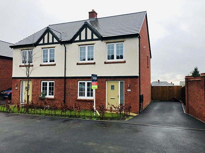 3 Bedroom House To Rent In Celadon Drive, Coalville, LE67