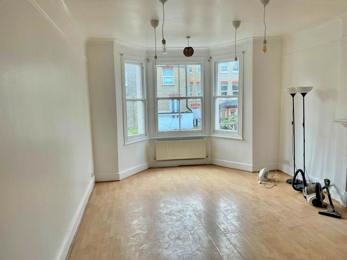 Studio To Rent In Inglewood Road, West Hampstead, NW6