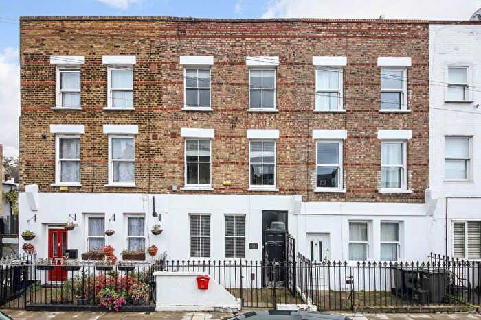 4 Bedroom House To Rent In Bellenden Road, Nunhead, SE15