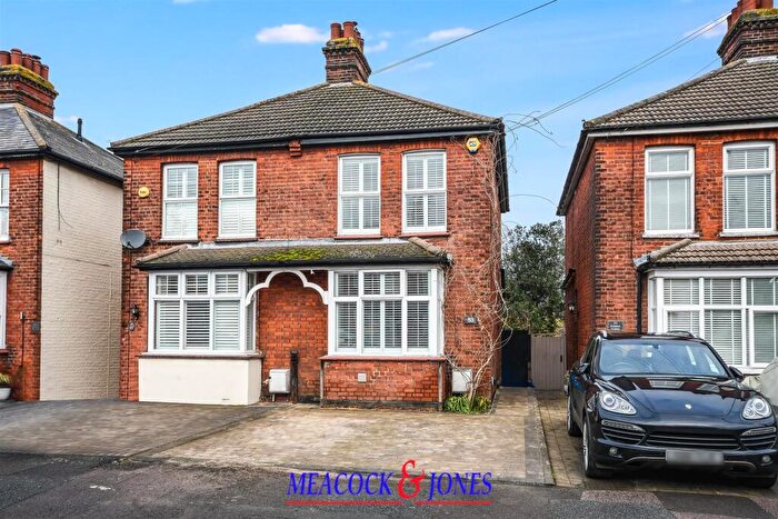 2 Bedroom Semi-Detached House For Sale In Kimpton Avenue, Brentwood, CM15