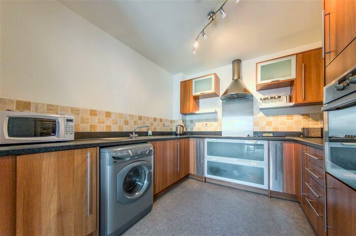 2 Bedroom Flat To Rent In St Christophers Court, Maritime Quarter, Swansea, SA1