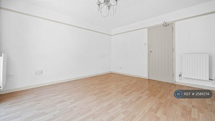 2 Bedroom Semi-Detached House To Rent In Pattison Walk London, London, SE18