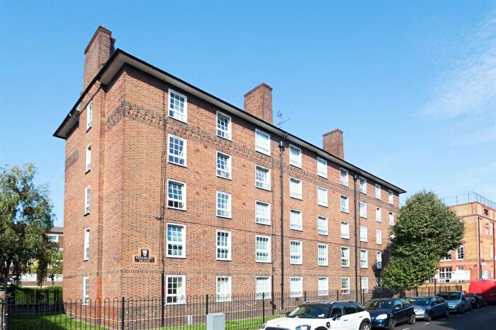 2 Bedroom Apartment For Sale In Hanbury House, Hanbury Street, Shoreditch, E1