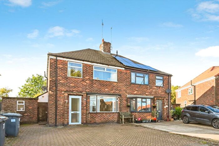 3 Bedroom Semi Detached House For Sale In Rowan Drive, Kirkby-in-Ashfield, Nottingham, Nottinghamshire, NG17