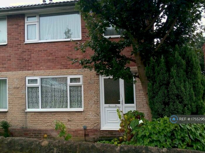 3 Bedroom Semi-Detached House To Rent In Jenkin Avenue, Sheffield, S9
