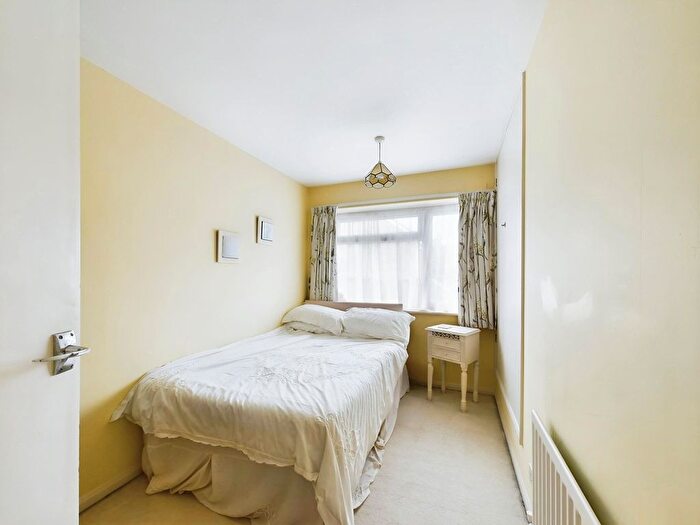 3 Bedroom Terraced House For Sale In Batchelor Green, Bursledon, Southampton, SO31