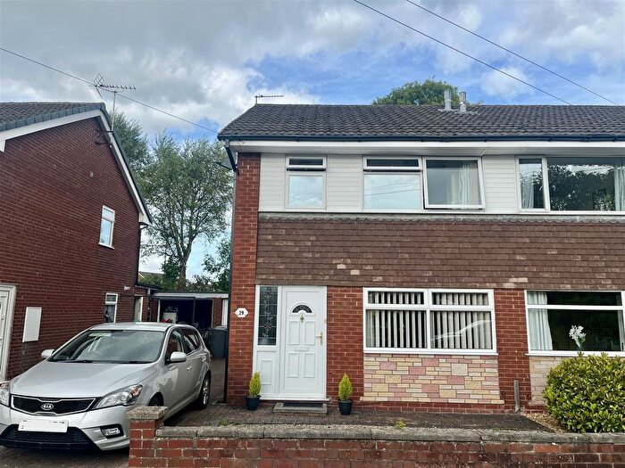 3 Bedroom Property To Rent In Tabley Close, Sandbach, CW11