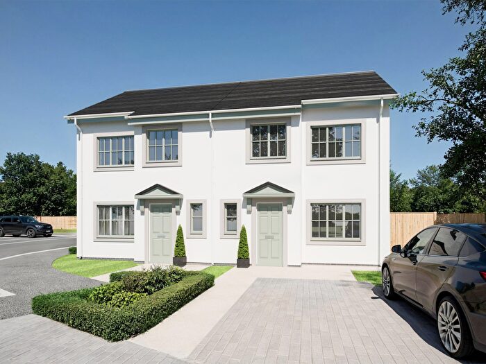 3 Bedroom Town House For Sale In Henllan, LL16