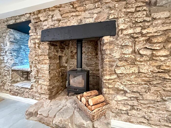 1 Bedroom Cottage For Sale In Elm Cottages, Laleston, Bridgend, CF32