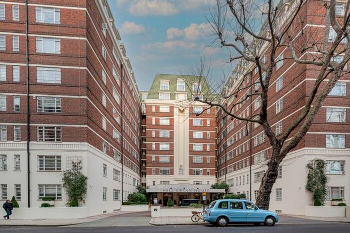 Studio To Rent In Nell Gwynn House, Sloane Avenue, Chelsea, London, SW3