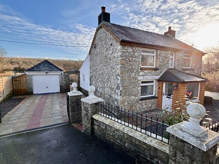 2 Bedroom Cottage For Sale In Bethlehem Road, Ffairfach, Llandeilo, SA19