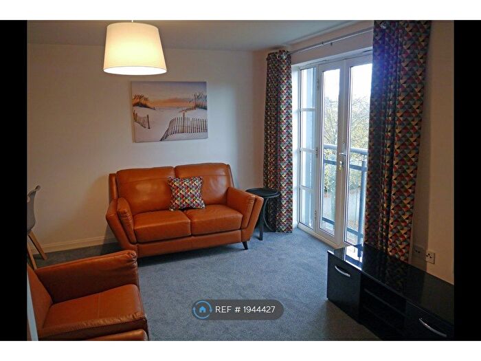 1 Bedroom Flat To Rent In Magretian Place, Cardiff, CF10