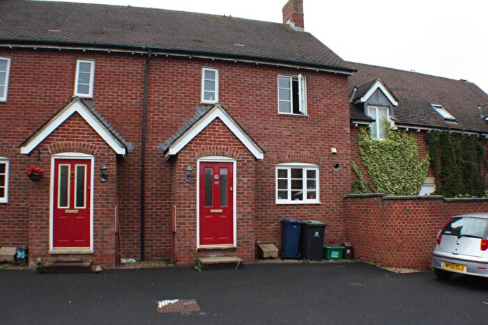 2 Bedroom House To Rent In Weatherbury Road, Gillingham, SP8