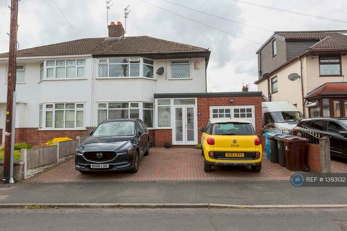 3 Bedroom Semi-Detached House To Rent In Chestnut Avenue, Huyton, Liverpool, L36