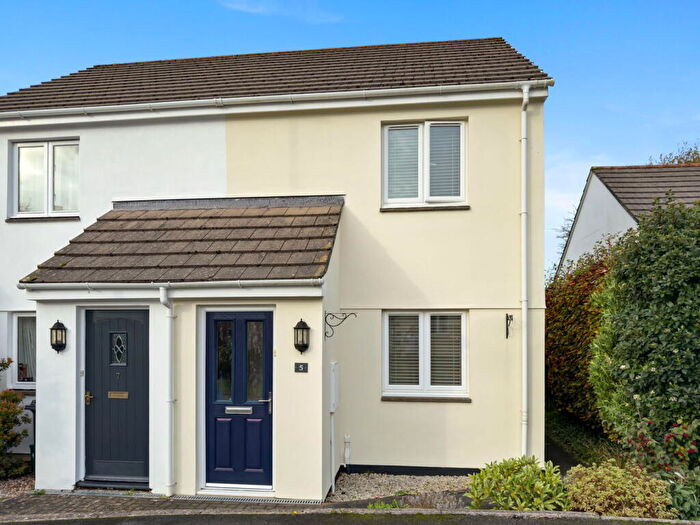 2 Bedroom End Of Terrace House For Sale In Oak Park, St Tudy, PL30