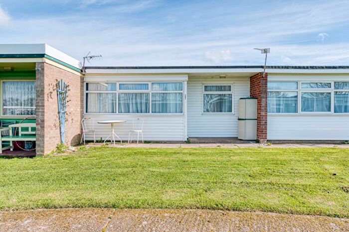 2 Bedroom Chalet For Sale In California Road, Great Yarmouth, NR29