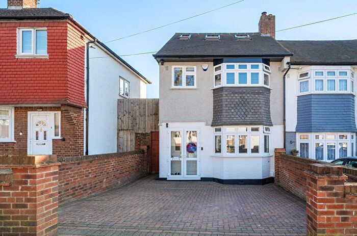 3 Bedroom Semi Detached House For Sale In Oldstead Road, Bromley, BR1