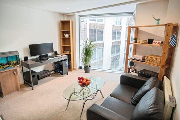 1 Bedroom Flat To Rent In Neptune Street, Leeds, West Yorkshire, LS9