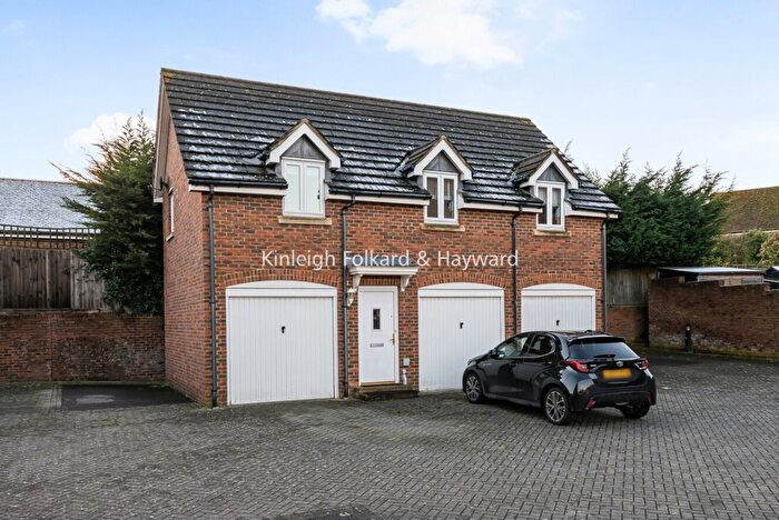 2 Bedroom Maisonette To Rent In Gardenia Road, Bromley, Kent, BR1