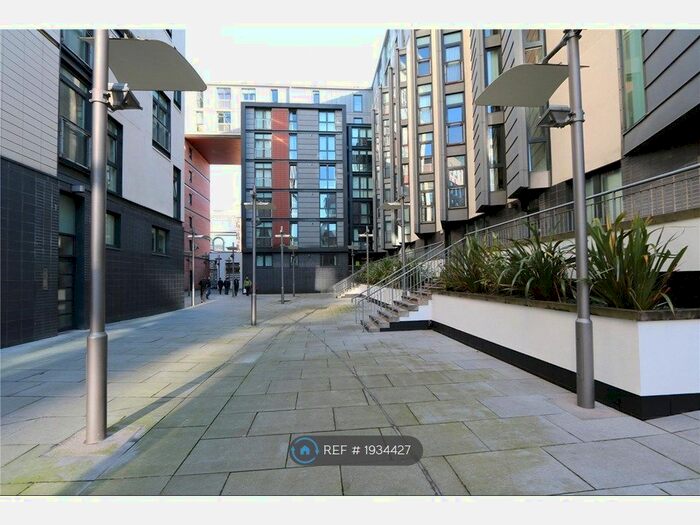 2 Bedroom Flat To Rent In Oswald Street, Glasgow, G1