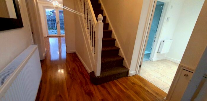 3 Bedroom Semi-Detached House To Rent In Westwood Rd, Heald Green, Cheadle, SK8