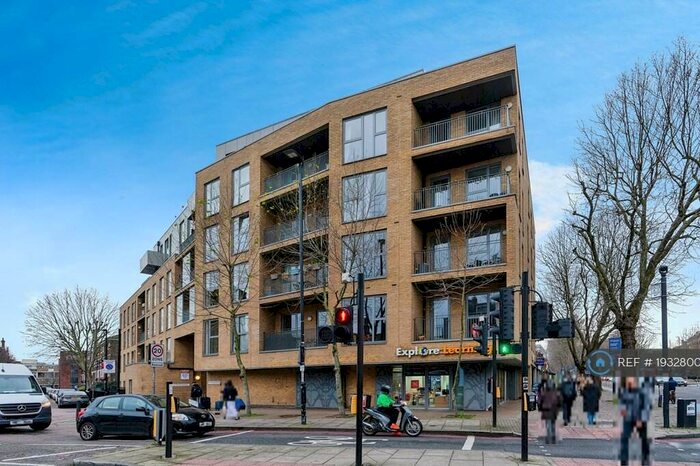 2 Bedroom Flat To Rent In Chesworth Court, London, E1