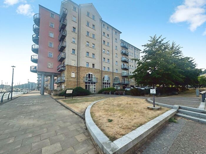 3 Bedroom Flat To Rent In Lower Burlington Road, Portishead, Bristol, Somerset, BS20