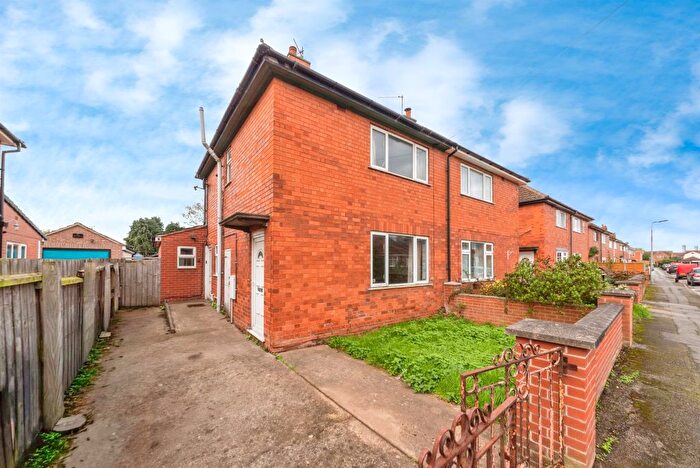 3 Bedroom End Terrace House For Sale In Linton Close, Farndon, Newark, NG24
