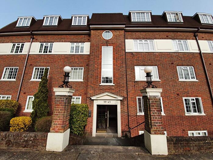 2 Bedroom Apartment To Rent In Sudbury Hill, Harrow, HA1