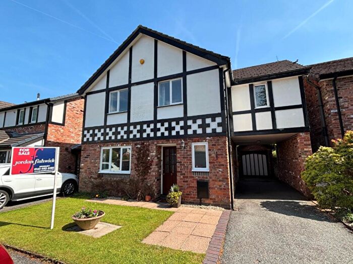 4 Bedroom Detached House For Sale In Dene Park, Didsbury, M20