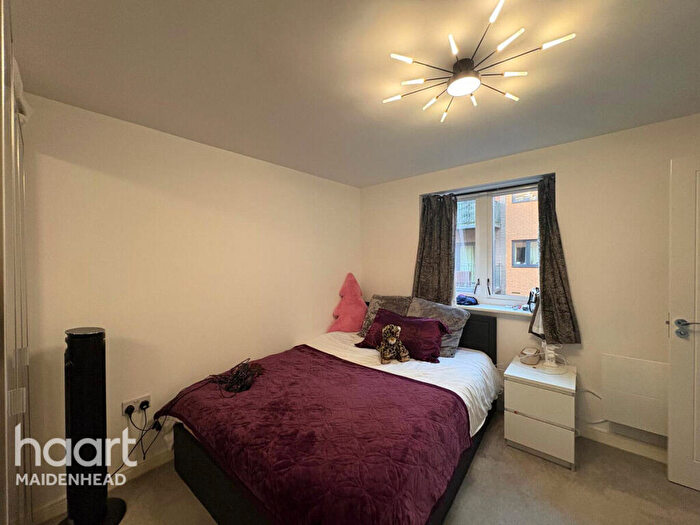 2 Bedroom Apartment To Rent In Clivemont Road, Maidenhead, SL6