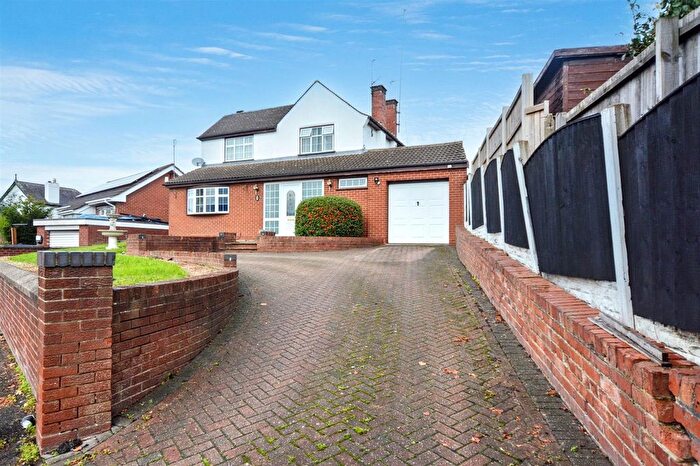 4 Bedroom Detached House For Sale In Derby Road, Ilkeston, DE7