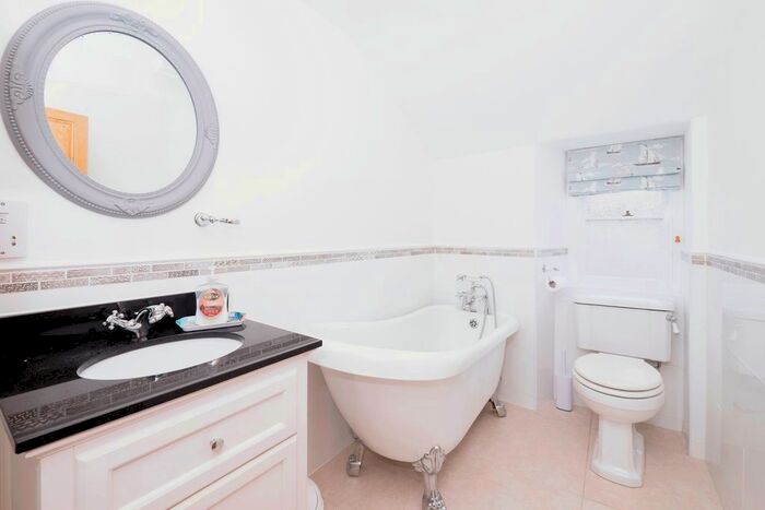 3 Bedroom End Of Terrace House For Sale In Back Road East, St. Ives, TR26