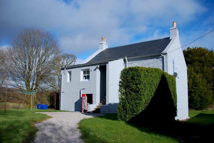 2 Bedroom Cottage To Rent In Greenock Road, Bishopton, Bishopton, PA7