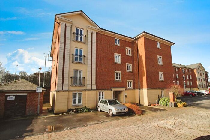 1 Bedroom Apartment To Rent In Brunel Crescent, Swindon, SN2
