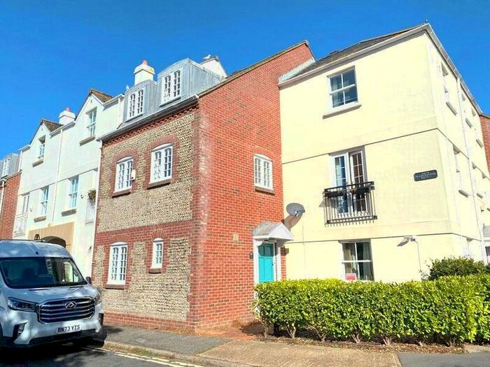 3 Bedroom Terraced House To Rent In The Old Warehouse Mews, Littlehampton, West Sussex, BN17