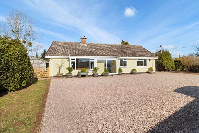 3 Bedroom Bungalow For Sale In Ullingswick, Hereford, HR1