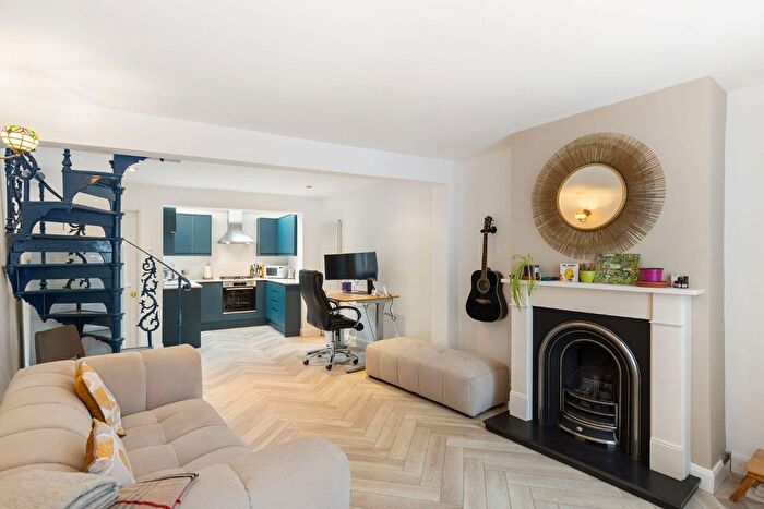 2 Bedroom Semi Detached House For Sale In Richmond, Surrey, TW10