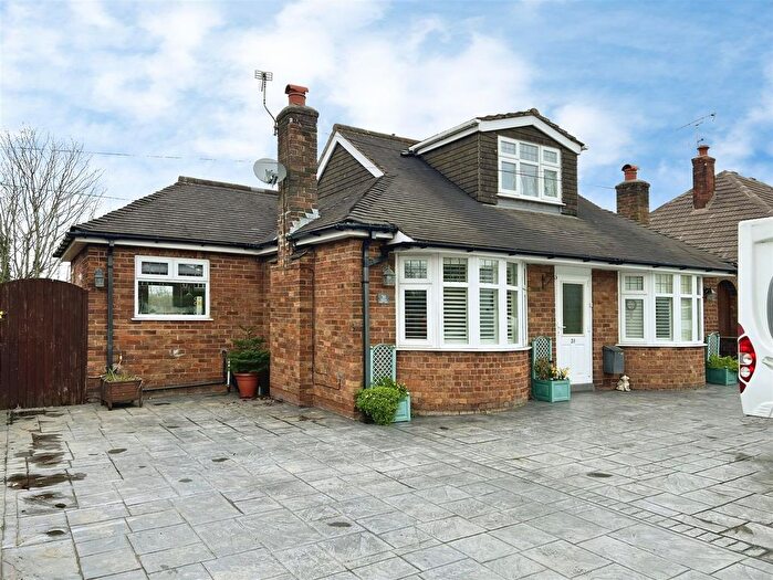 3 Bedroom Detached Bungalow For Sale In Buxton Road, Congleton, CW12