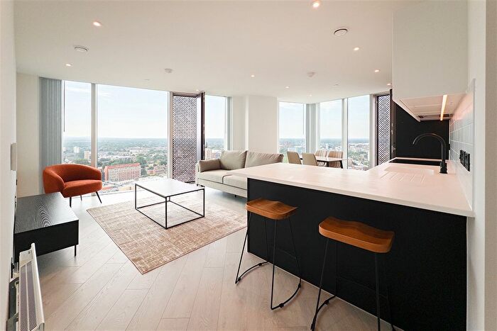 2 Bedroom Flat To Rent In Vista River Tower, M3
