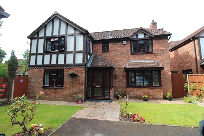 4 Bedroom Detached House For Sale In Acorn Close, Leyland, Lancashire, PR25