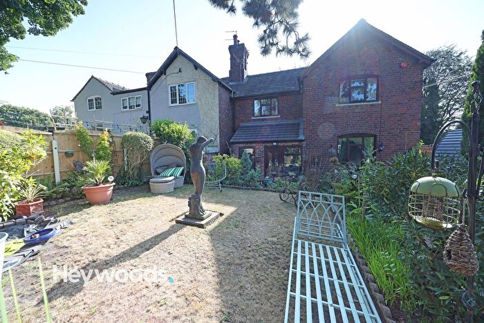 2 Bedroom Cottage For Sale In Clayton Road, Newcastle, ST5