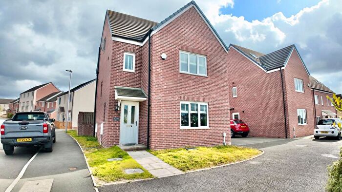 4 Bedroom Detached House For Sale In Cae'r Delyn, Oakdale, NP12