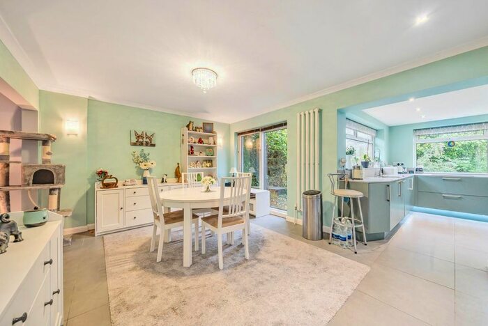 3 Bedroom Detached Bungalow For Sale In Mareham-On-The-Hill, Horncastle, Lincs, LN9