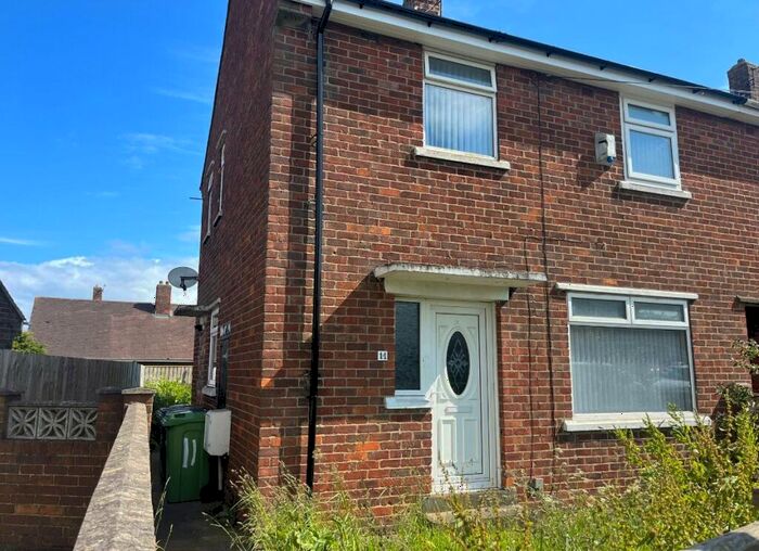 3 Bedroom End Of Terrace House To Rent In Queen Elizabeth Close, Easington Lane, Houghton-Le-Spring, DH5